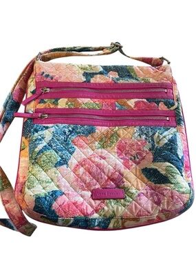 Vintage NWOT Vera Bradley Multicolor Floral Quilted Crossbody with Pink Trim.
